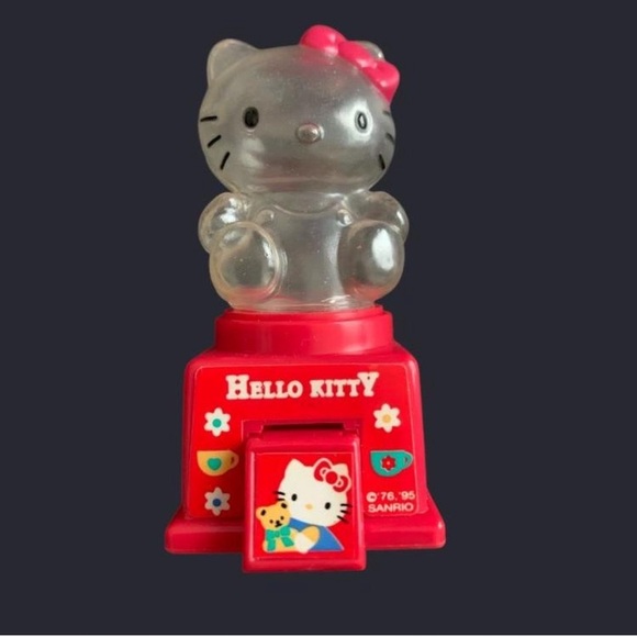 Hello Kitty Mini Gumball Machine - Picture 2 of 4